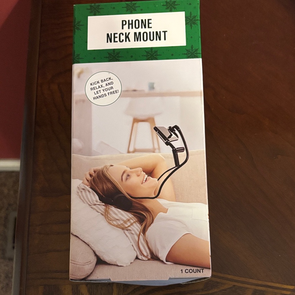 NIB Black Phone Neck Mount by festive voice